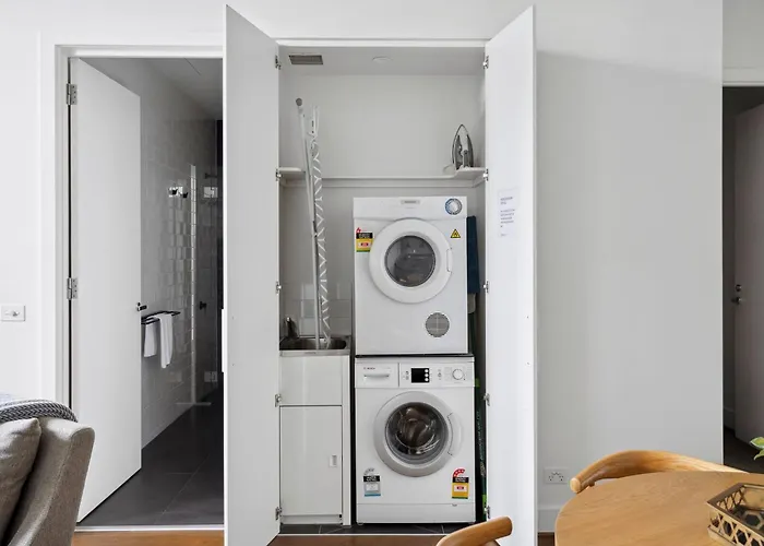 Devlin 103 Luxe Apartment